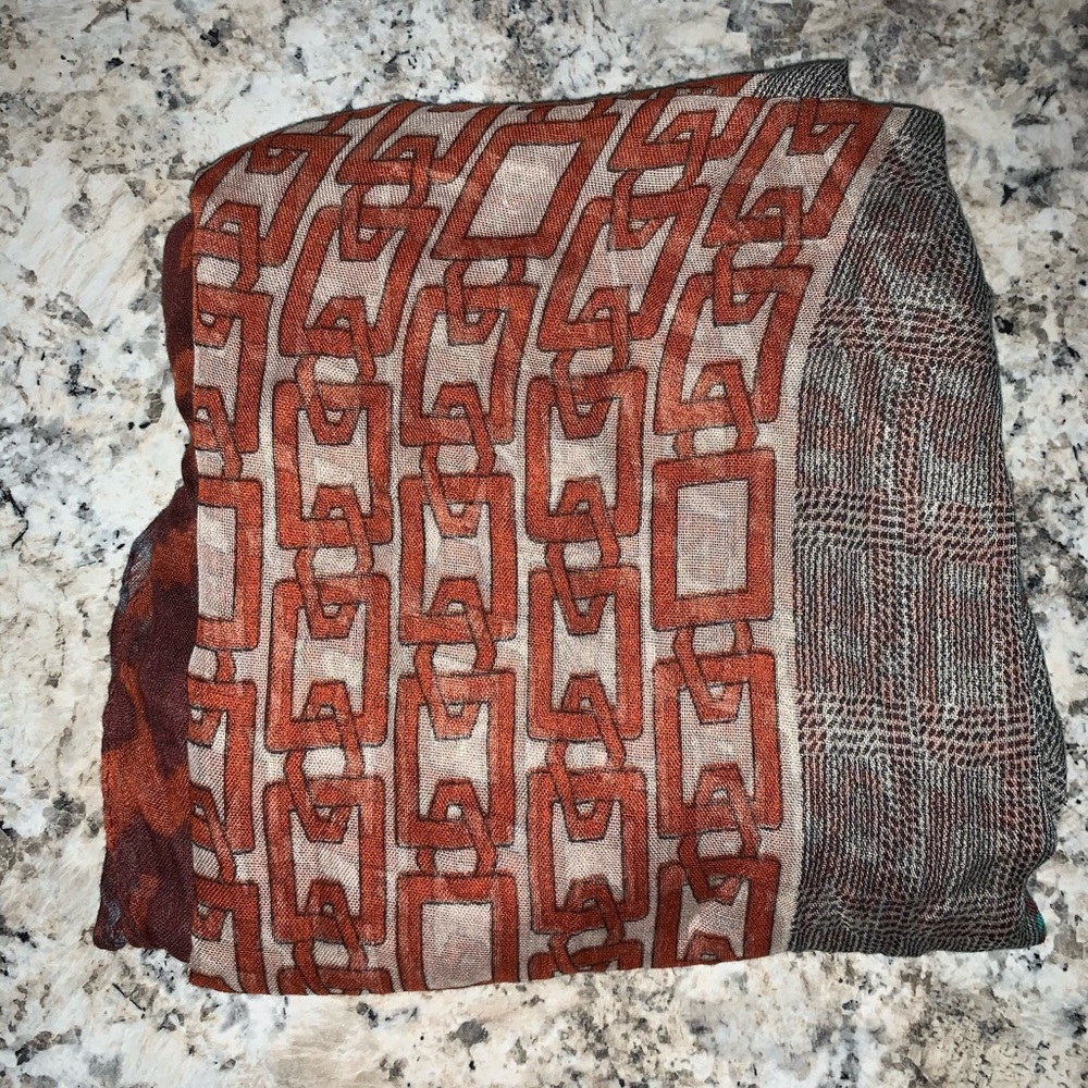 Multicolor/patterned scarf - Picture 2 of 2